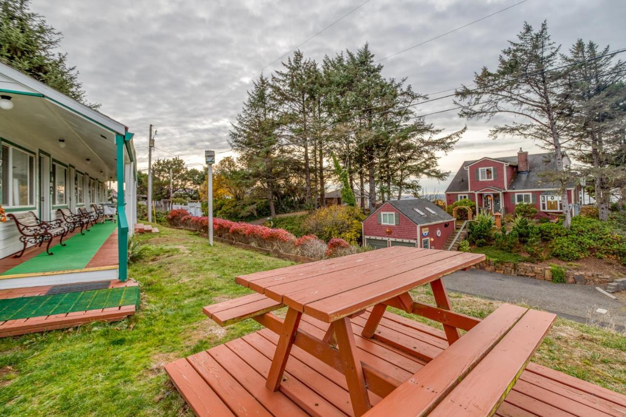 Troller'S Lodge Depoe Bay Exteriör bild